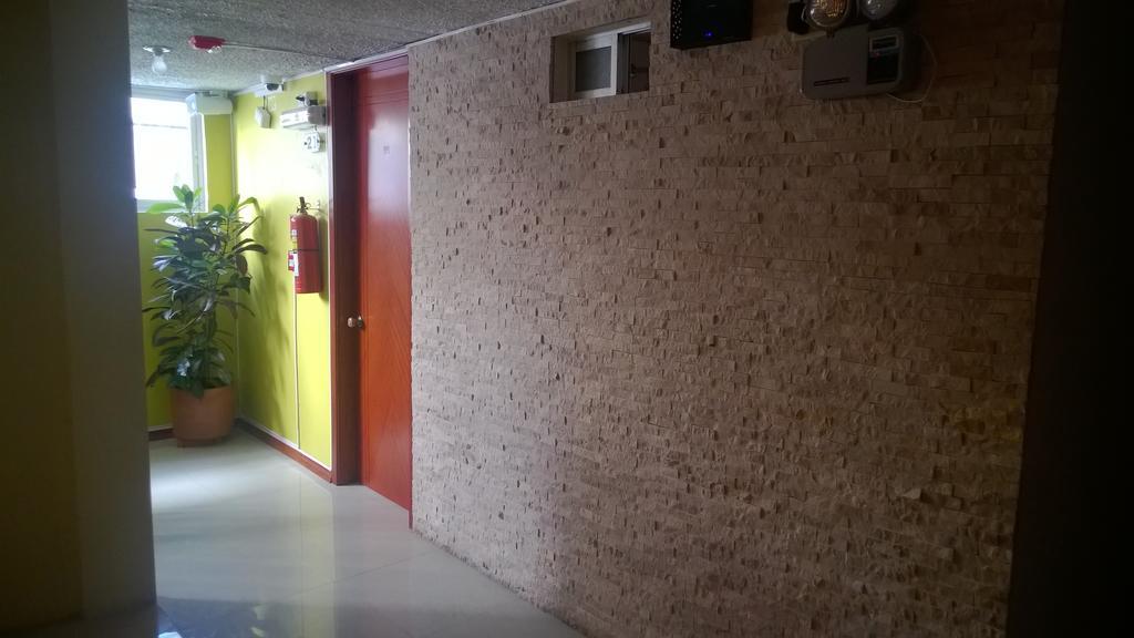 Hostal El Roble Quito Rum bild