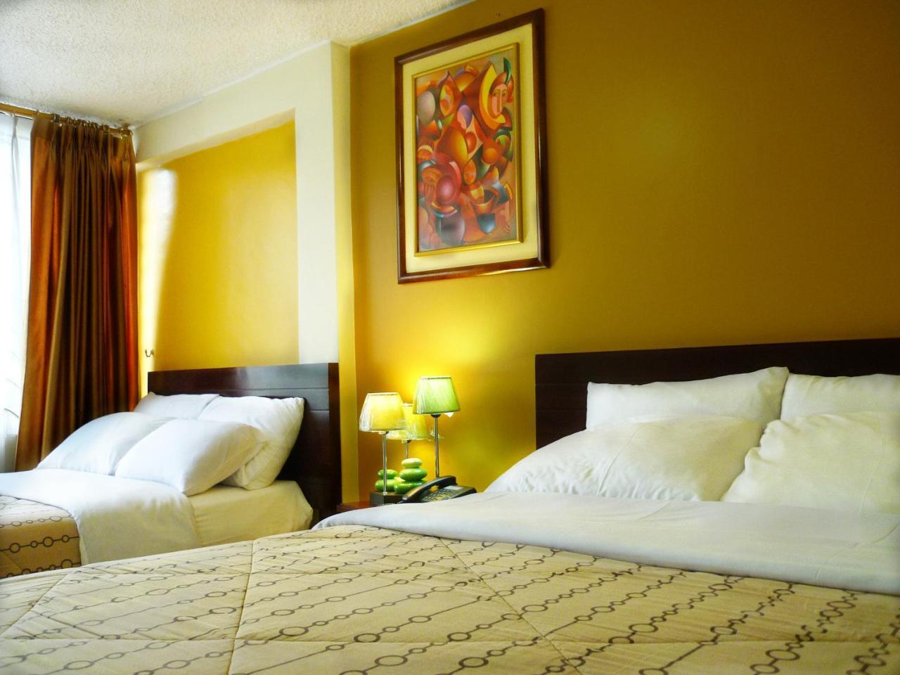 Hostal El Roble Quito Exteriör bild
