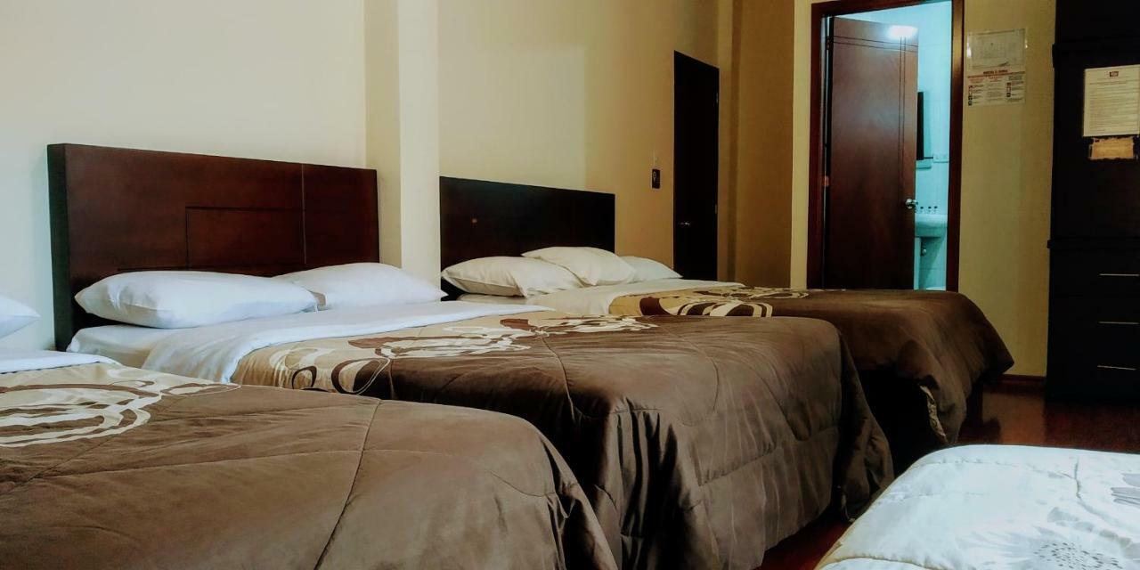Hostal El Roble Quito Exteriör bild